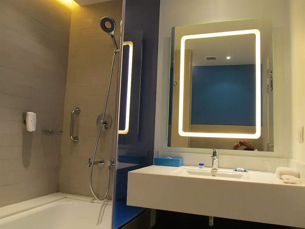 Otel Park Inn By Radisson Gurgaon Bilaspur Manesar